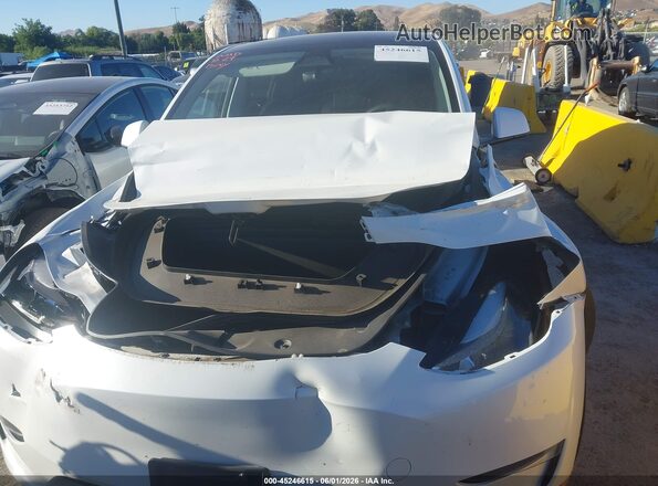 7SAYGDED3PF950241 2023 TESLA MODEL Y White ხელსაწყოთა პანელის ხედი