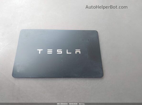 7SAYGDED3RA303984 2024 TESLA MODEL Y Серый Вид панели приборов
