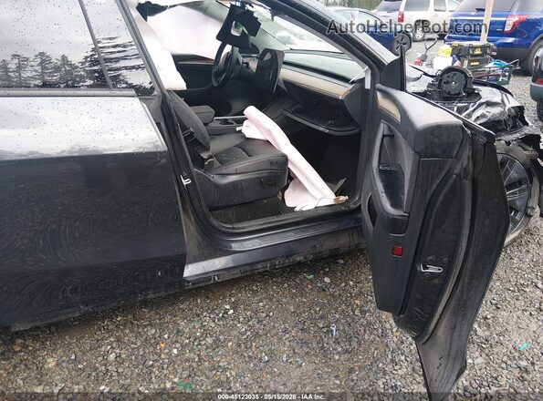7SAYGDED3RF154432 2024 TESLA MODEL Y Gray 