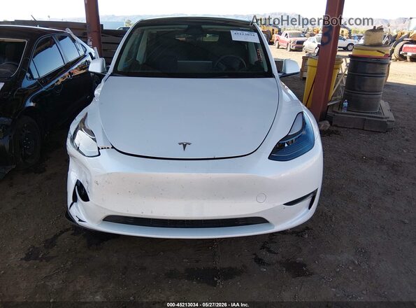 7SAYGDED3RF163938 2024 TESLA MODEL Y White Вид панелі приладів