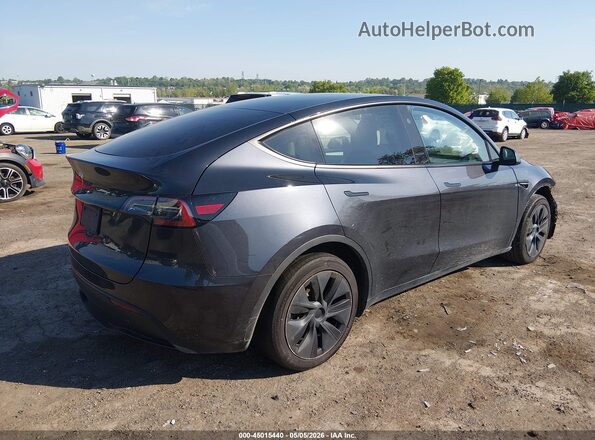 7SAYGDED3RF199483 2024 TESLA MODEL Y Gray 