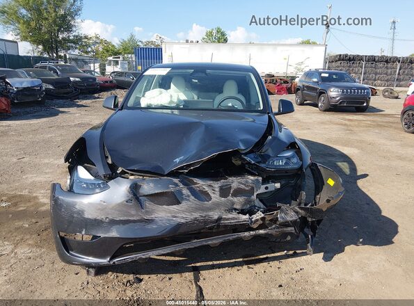 7SAYGDED3RF199483 2024 TESLA MODEL Y Gray 