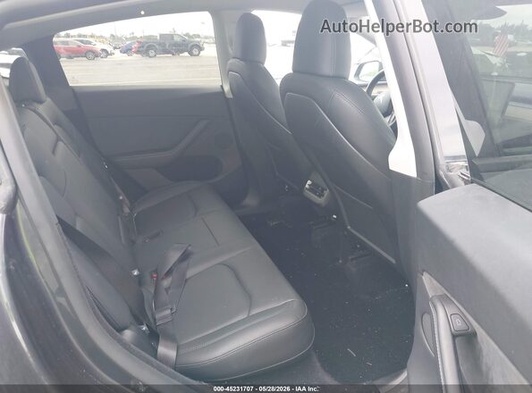 7SAYGDED3SA370803 2025 TESLA MODEL Y Gray VIN կոդի պիտակի տեսք