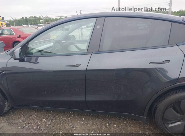 7SAYGDED4TA415135 2026 TESLA MODEL Y Gray 