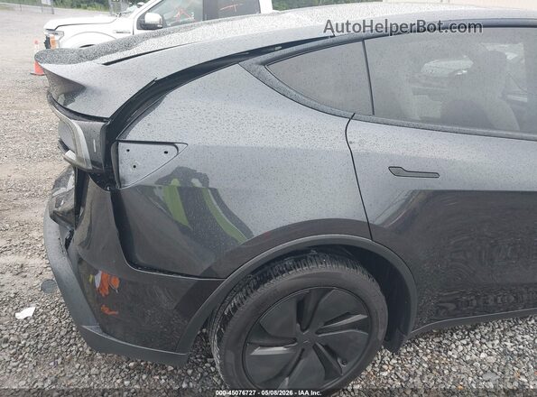 7SAYGDED4TA415135 2026 TESLA MODEL Y Gray 
