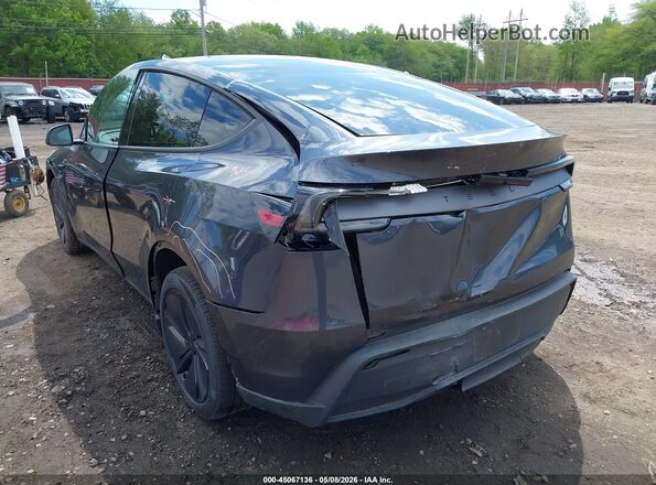 7SAYGDED4TA472824 2026 TESLA MODEL Y Серый Вид спереди