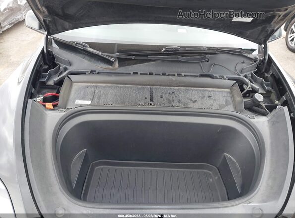 7SAYGDED5RA321807 2024 TESLA MODEL Y Gray უკანა ხედი