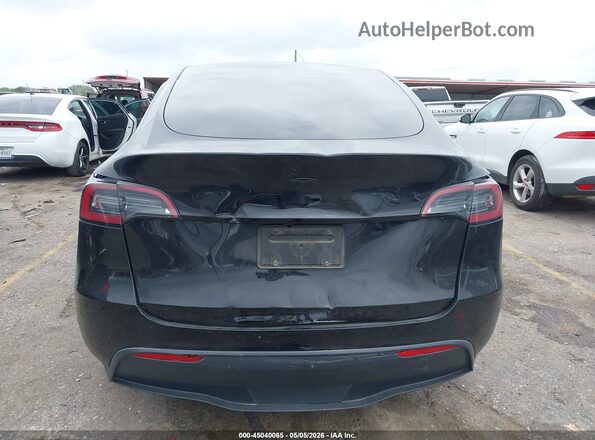 7SAYGDED5RA321807 2024 TESLA MODEL Y Gray 