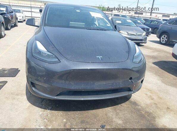 7SAYGDED5SA347359 2025 TESLA MODEL Y Gray Dashboard view