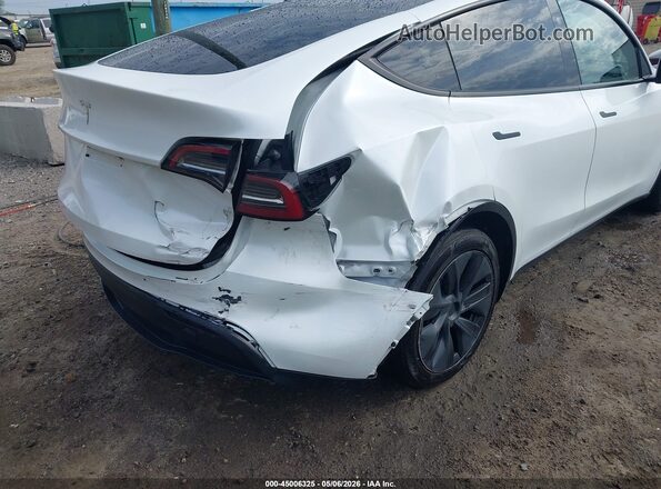 7SAYGDED5SA357860 2025 TESLA MODEL Y White Vista frontal