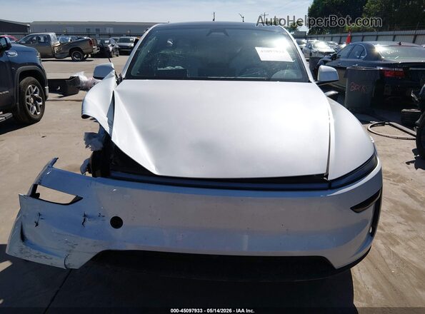 7SAYGDED5TA442845 2026 TESLA MODEL Y White ხელსაწყოთა პანელის ხედი