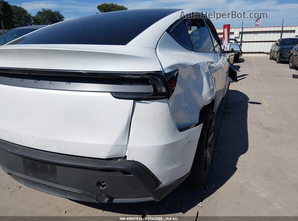 7SAYGDED5TA442845 2026 TESLA MODEL Y White 