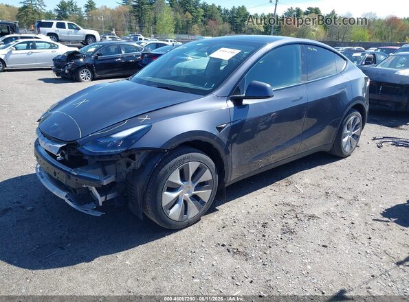 7SAYGDED6PF948659 2023 TESLA MODEL Y Gray Առջևի ձախ երեք քառորդ տեսարան