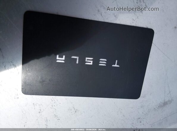 7SAYGDED6RF037024 2024 TESLA MODEL Y Gray 