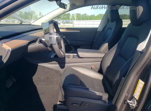 7SAYGDED6SA371234 2025 TESLA MODEL Gray Vista interior delantera