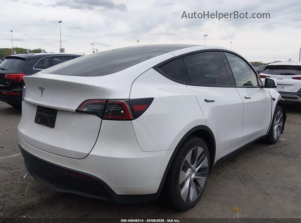 7SAYGDED7PF944426 2023 TESLA MODEL Y White Rear right
