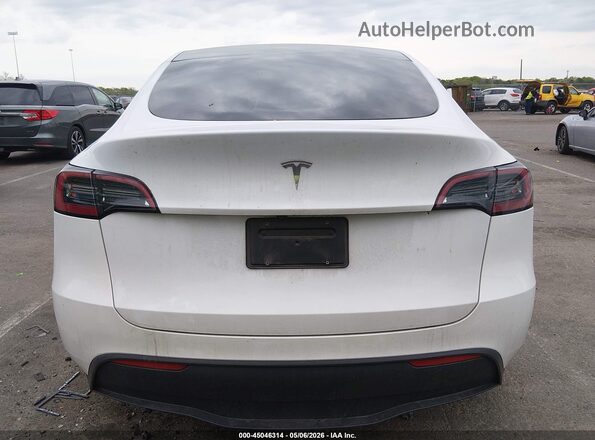 7SAYGDED7PF944426 2023 TESLA MODEL Y White 