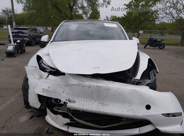 7SAYGDED7PF944426 2023 TESLA MODEL Y White Instrument cluster view