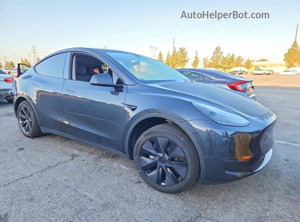 7SAYGDED7SF317721 2025 TESLA MODEL Серый Передняя правая четверть