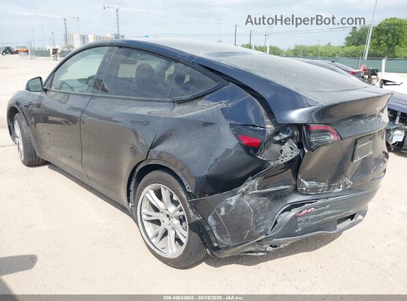 7SAYGDED9RF092793 2024 TESLA MODEL Y Gray Tył lewy