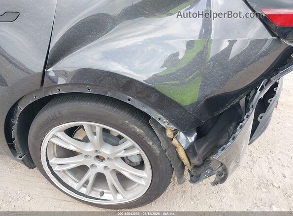 7SAYGDED9RF092793 2024 TESLA MODEL Y Gray Widok z przodu