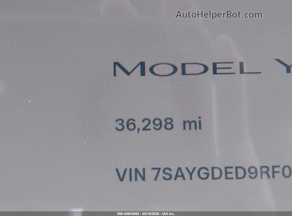 7SAYGDED9RF092793 2024 TESLA MODEL Y Gray Widok wnętrza 360 stopni