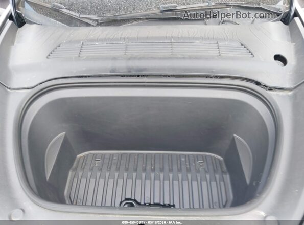 7SAYGDED9RF092793 2024 TESLA MODEL Y Gray Widok z tyłu