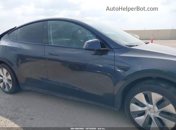 7SAYGDED9RF092793 2024 TESLA MODEL Y Gray Widok zestawu wskaźników