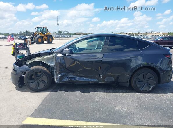7SAYGDED9TF526704 2026 TESLA MODEL Y Gray 
