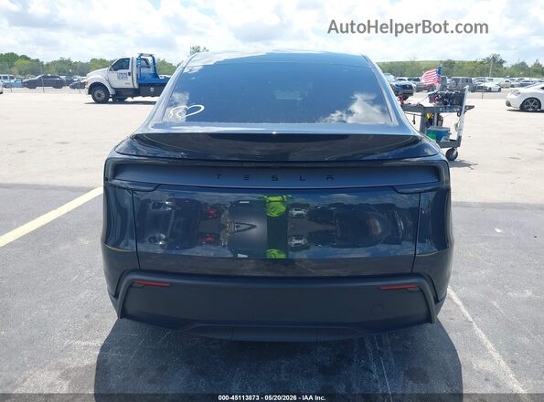 7SAYGDED9TF526704 2026 TESLA MODEL Y Gray 