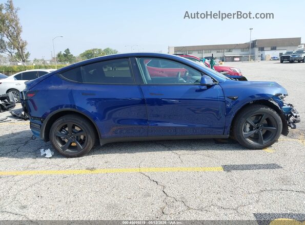 7SAYGDED9TF550890 2026 TESLA MODEL Y Синий Панорамный вид салона 360°