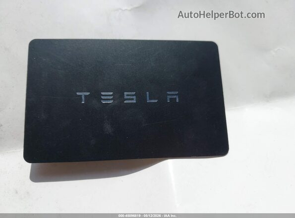 7SAYGDED9TF550890 2026 TESLA MODEL Y Синий Вид панели приборов