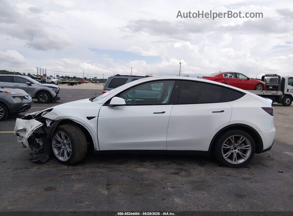 7SAYGDEDXPF922789 2023 TESLA MODEL Y White Սալոնի հետևի տեսք