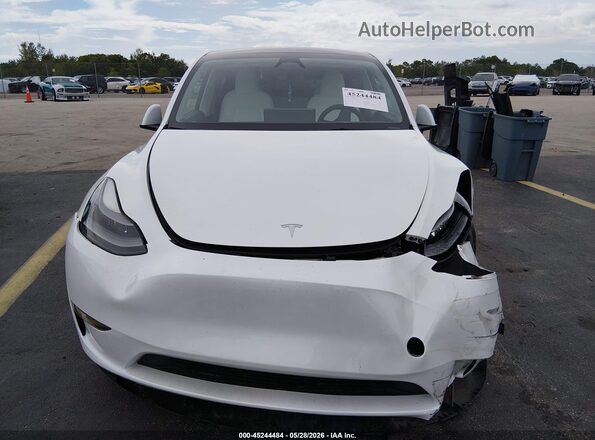 7SAYGDEDXPF922789 2023 TESLA MODEL Y White Առջևի վահանակի տեսք