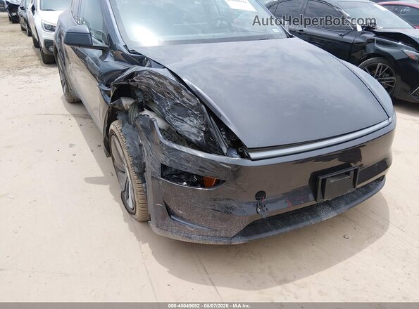 7SAYGDEDXTA494522 2026 TESLA MODEL Y Gray Widok z przodu