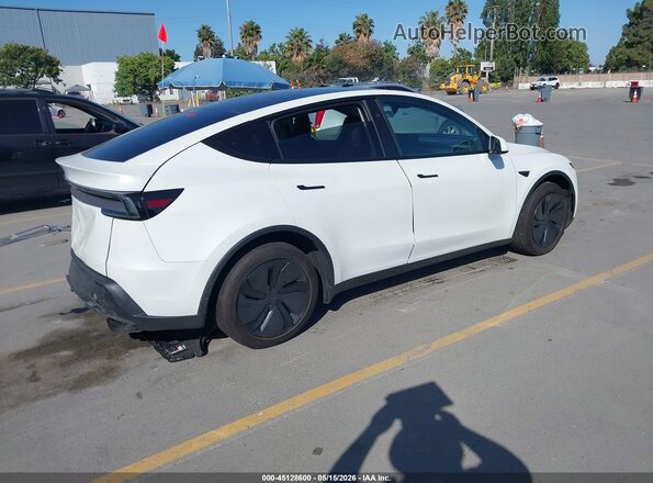 7SAYGDEDXTF425171 2026 TESLA MODEL Y Белый Задняя правая четверть