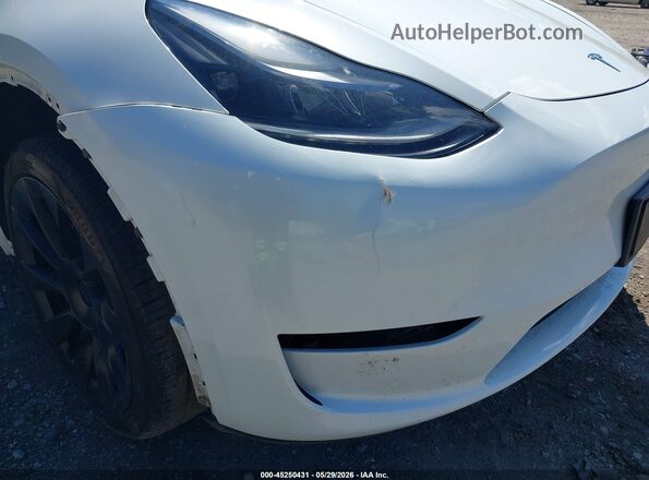 7SAYGDEE0PF598499 2023 TESLA MODEL Y White Front view