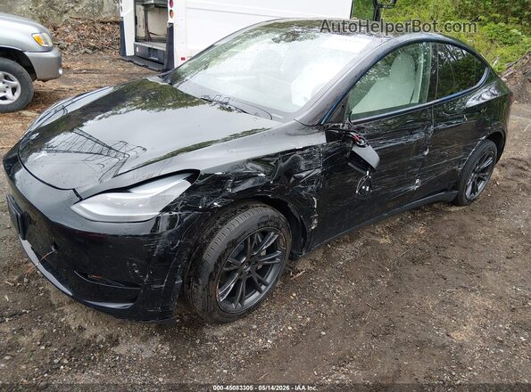 7SAYGDEE0SF221566 2025 TESLA MODEL Y Black წინა მარცხენა ხედი სამი მეოთხედიდან