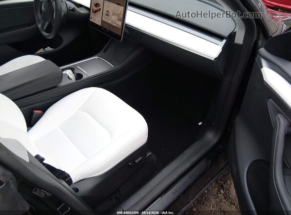 7SAYGDEE0SF221566 2025 TESLA MODEL Y Black წინა სალონის ხედი