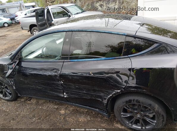 7SAYGDEE0SF221566 2025 TESLA MODEL Y Black უკანა სალონის ხედი