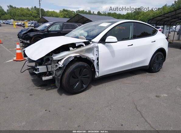 7SAYGDEE0TA484199 2026 TESLA MODEL Y Белый Передняя левая четверть