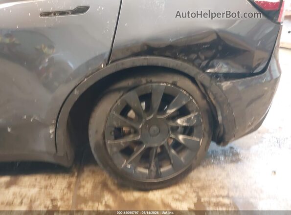 7SAYGDEE1PA027682 2023 TESLA MODEL Y Серый 