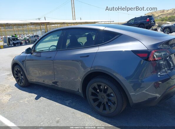 7SAYGDEE1PF891361 2023 TESLA MODEL Y Gray Սալոնի 360 աստիճան տեսք