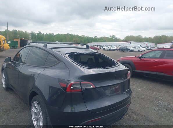 7SAYGDEE1RA264563 2024 TESLA MODEL Y Black 