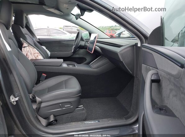 7SAYGDEE1TA384872 2026 TESLA MODEL Y Gray Widok wnętrza z przodu