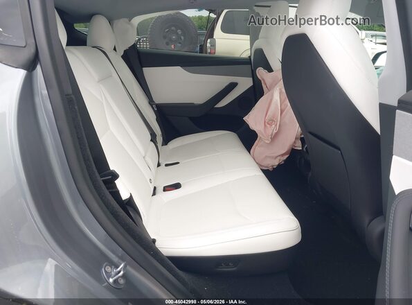 7SAYGDEE1TA611557 2026 TESLA MODEL Y Gray VIN sticker view