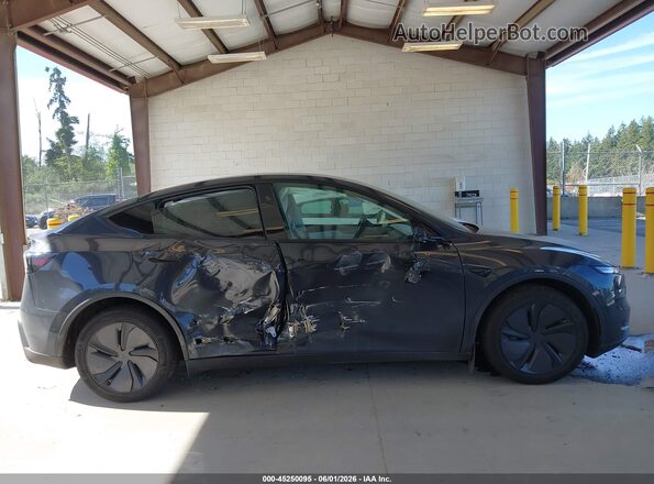 7SAYGDEE1TF563111 2026 TESLA MODEL Y Gray Instrument cluster view