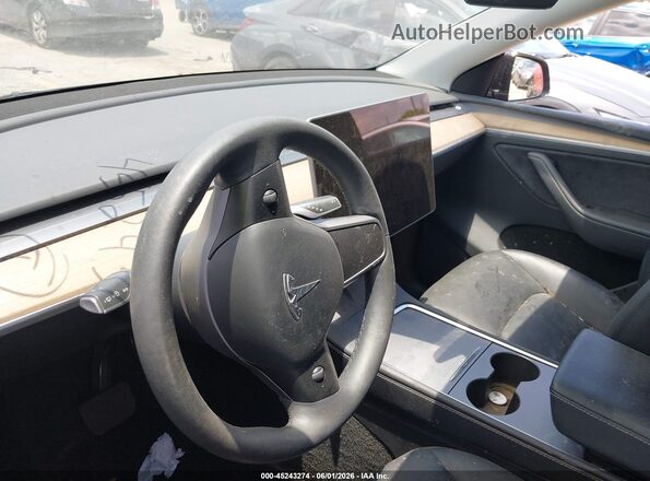 7SAYGDEE2PA186100 2023 TESLA MODEL Y Черный Вид задних сидений