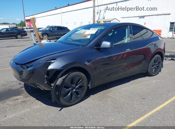7SAYGDEE2SA355525 2025 TESLA MODEL Y Черный Передняя левая четверть