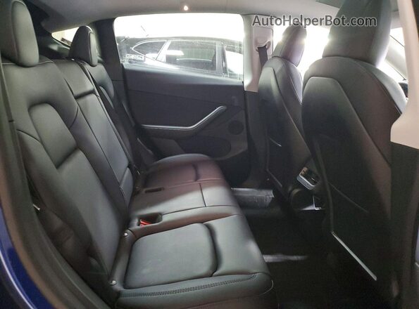 7SAYGDEE3NF363429 2022 TESLA MODEL Blue Widok tylnych siedzeń